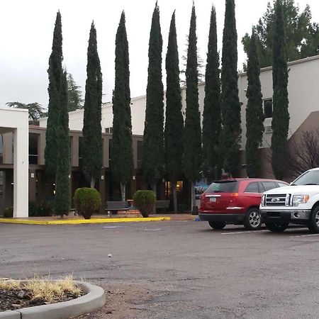 Mariposa Hotel نوغاليس المظهر الخارجي الصورة